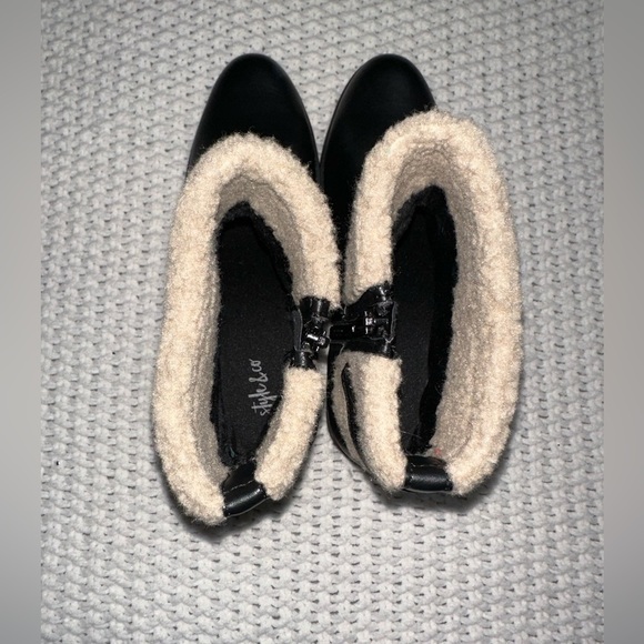 Style and Co Bettey Cuffed Booties Size Sz 6.5 NWOT - Picture 7 of 8